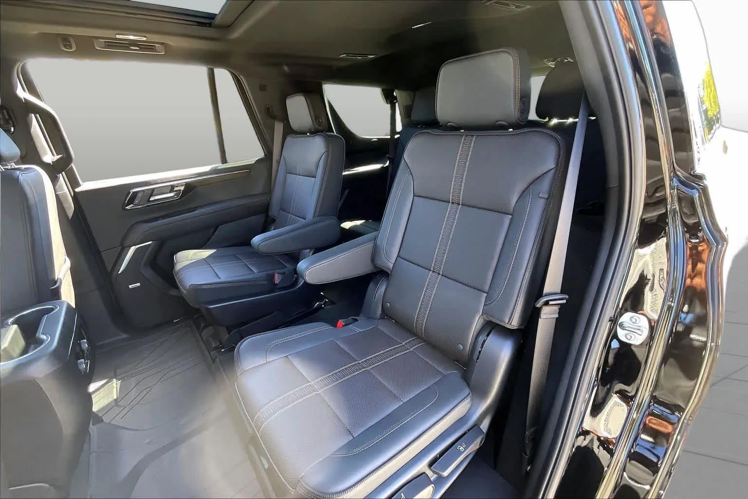 Used 2026 Black Chevrolet High Country image 20