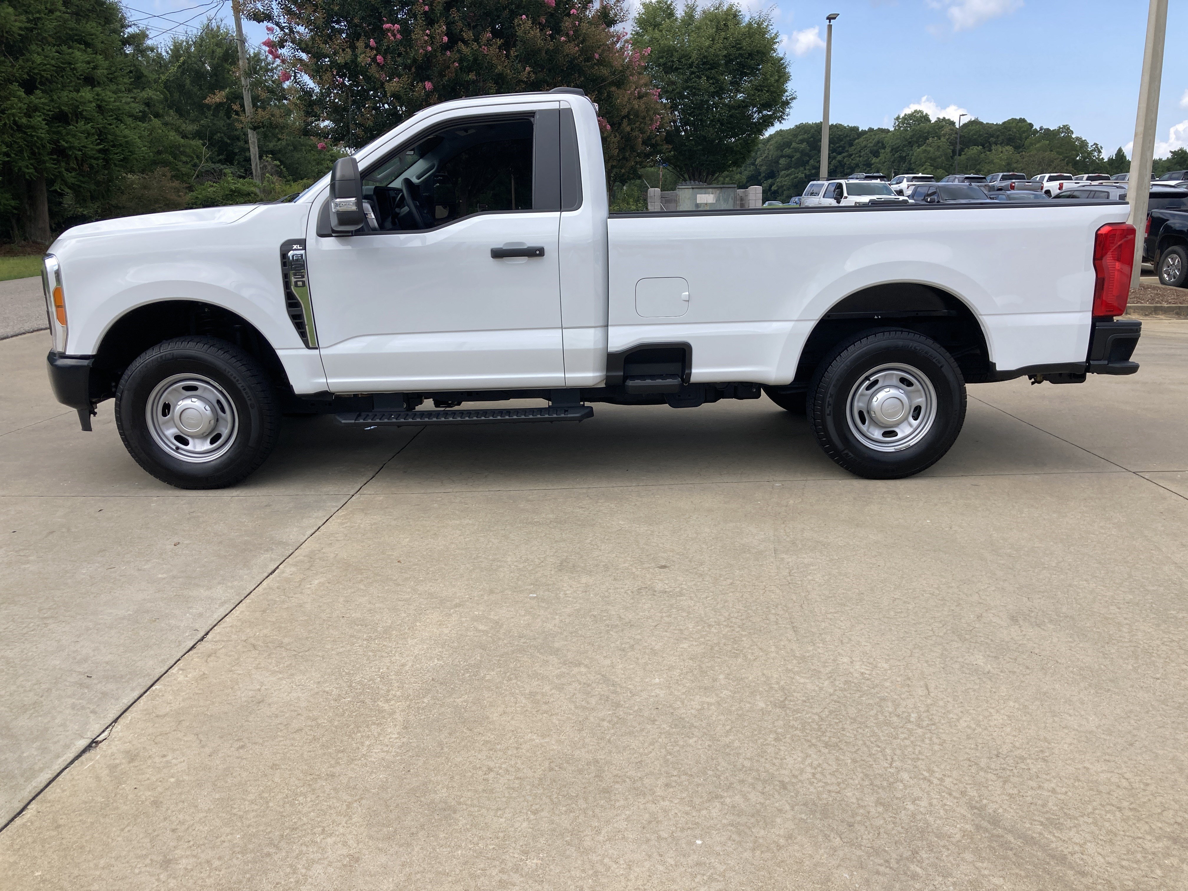 2023 Ford F-250 Super Duty XL - Photo 10