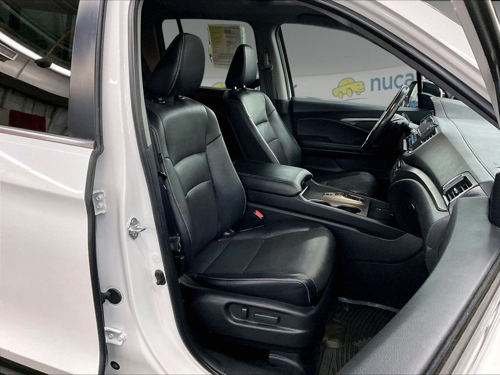 Used 2024 White Honda RTL image 11