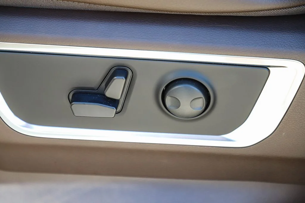 New 2026 Silver Ram Laramie image 23