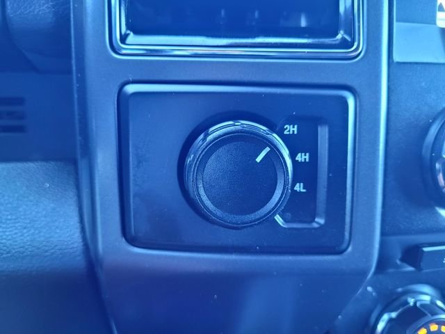 Used 2018 Silver Ford XLT image 19