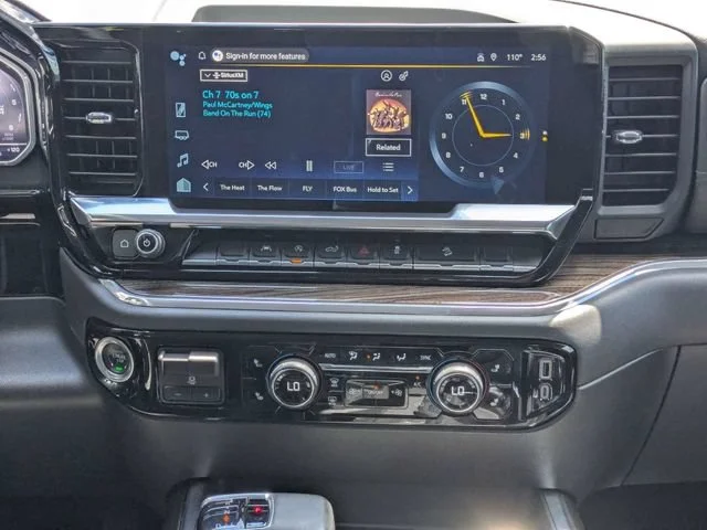 Used 2024 Summit White Chevrolet LT Trail Boss image 18