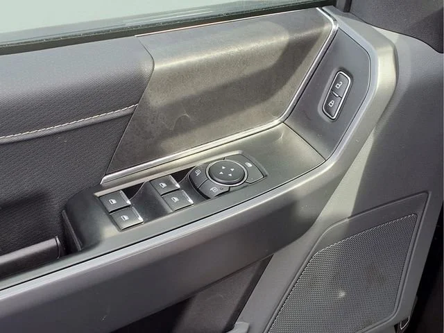 Used 2025  Ford XLT image 18
