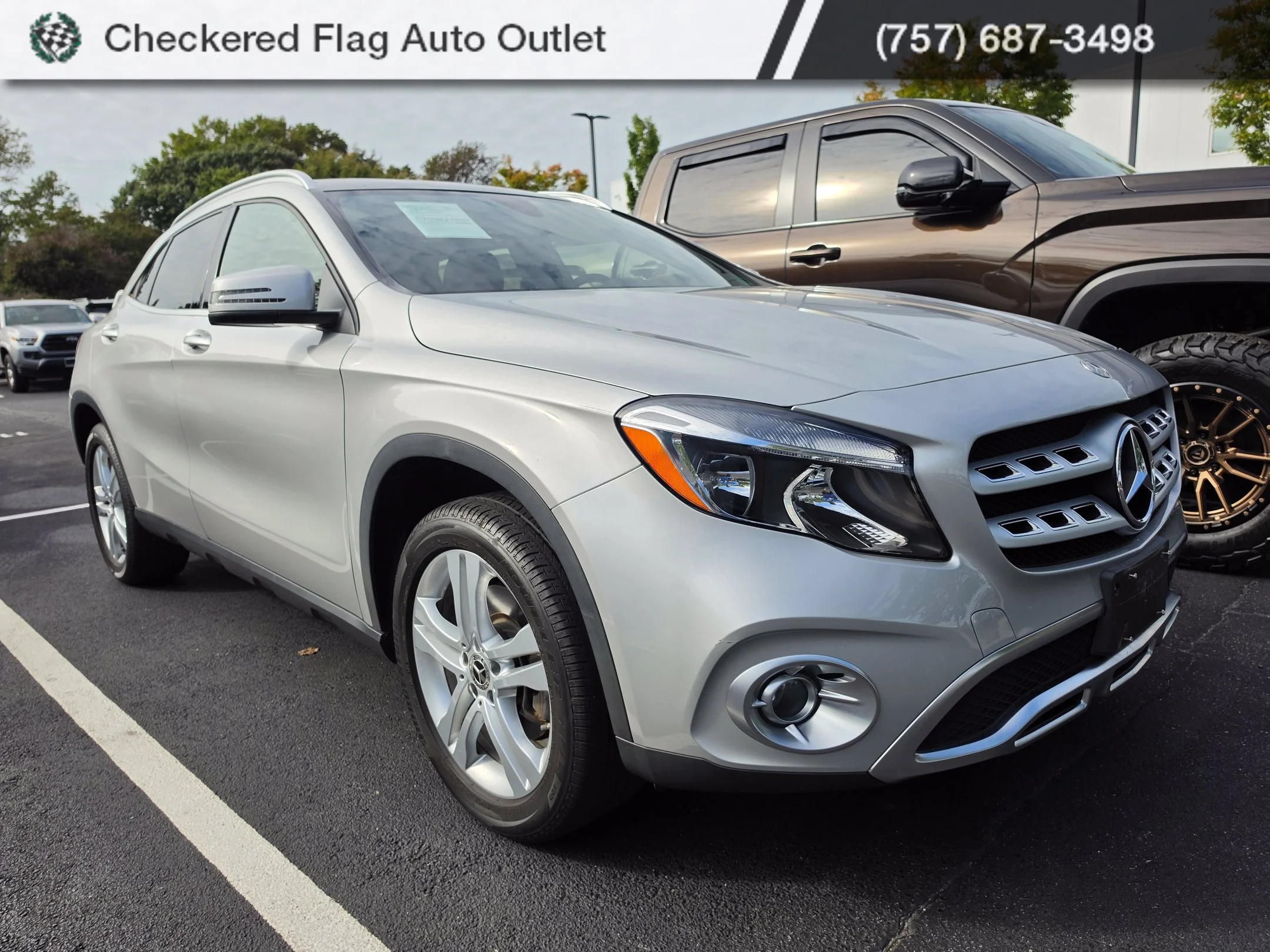 Used 2018 Polar Silver Metallic Mercedes-Benz GLA 250 image 3