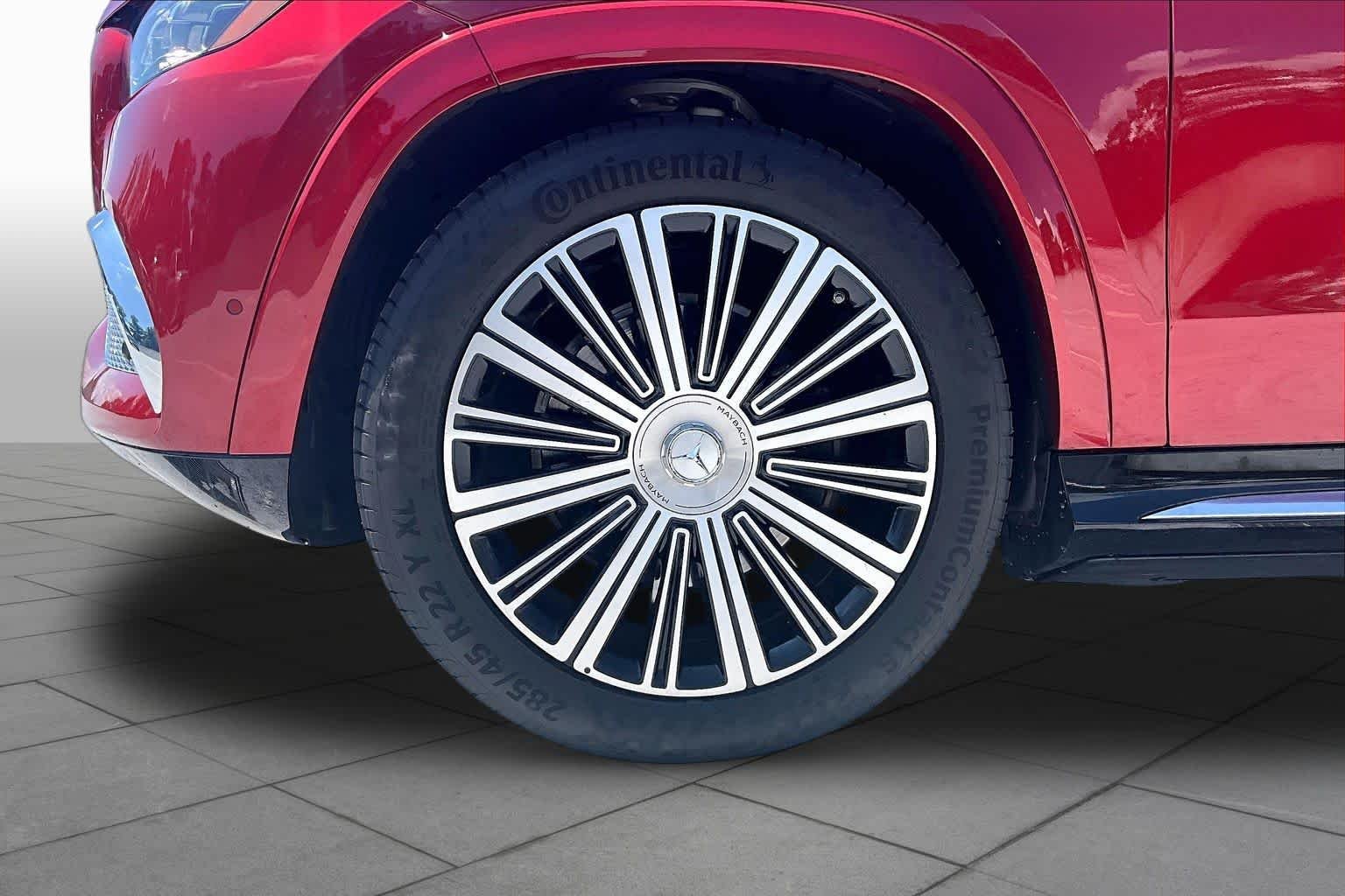 Used 2023 MANUFAKTUR Cardinal Red Metallic Mercedes-Benz Maybach GLS 600 image 11