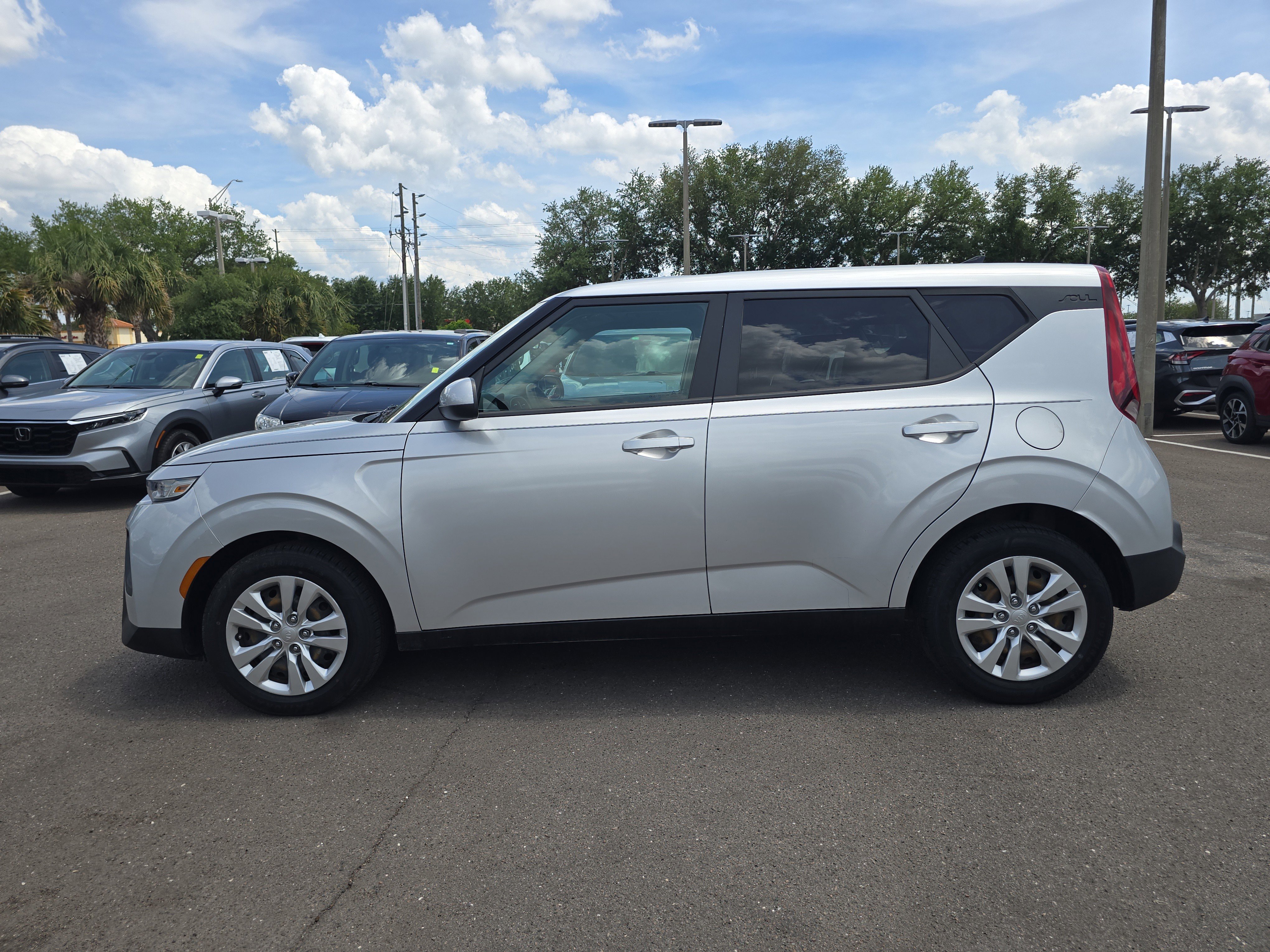 Certified Used 2021 Sparkling Silver Kia LX image 5