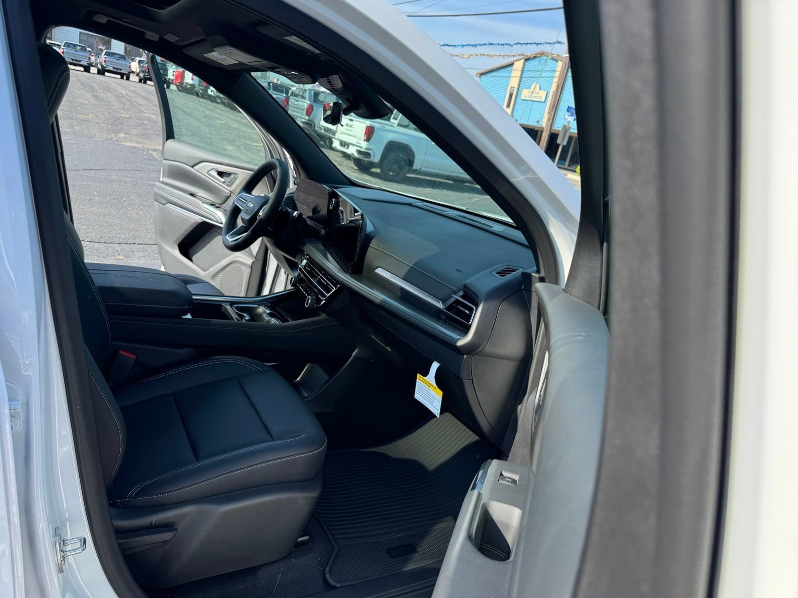 2026 Chevrolet Traverse LT - Photo 28