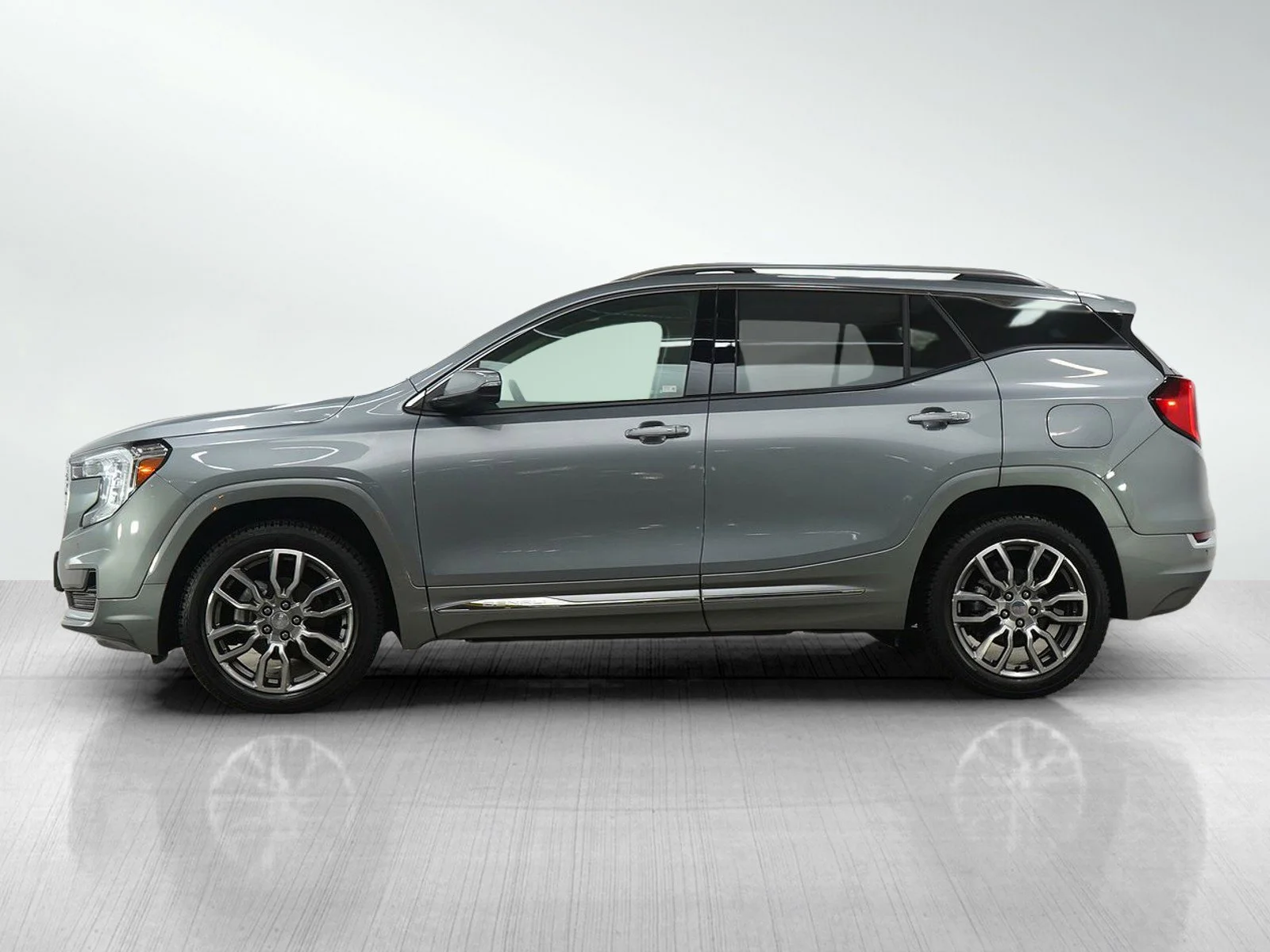 Used 2023 GMC Terrain Denali with VIN 3GKALXEG1PL249581 for sale in Bloomington, Minnesota