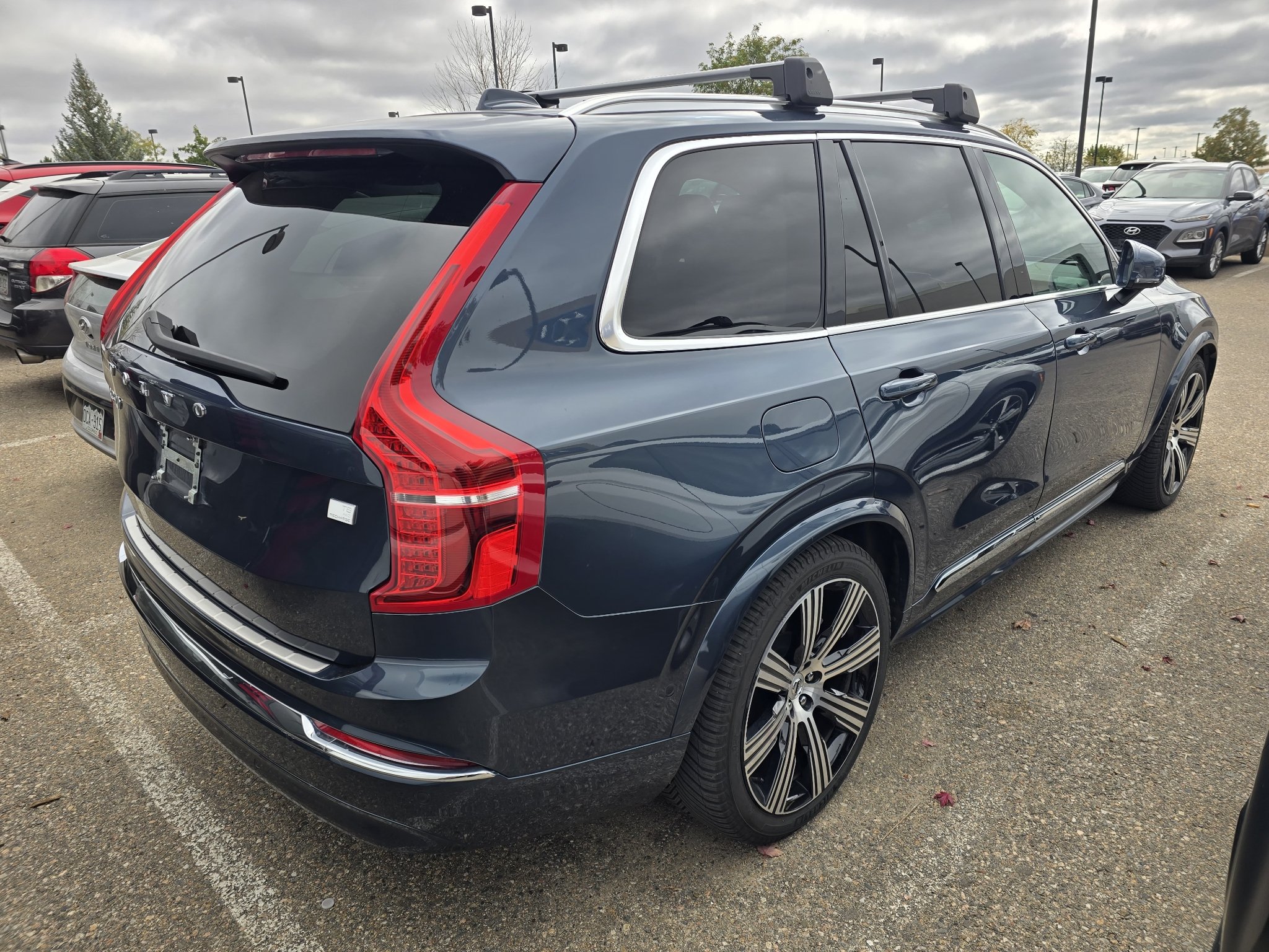 Used 2024 Denim Blue Metallic Volvo Ultimate Bright Theme image 6
