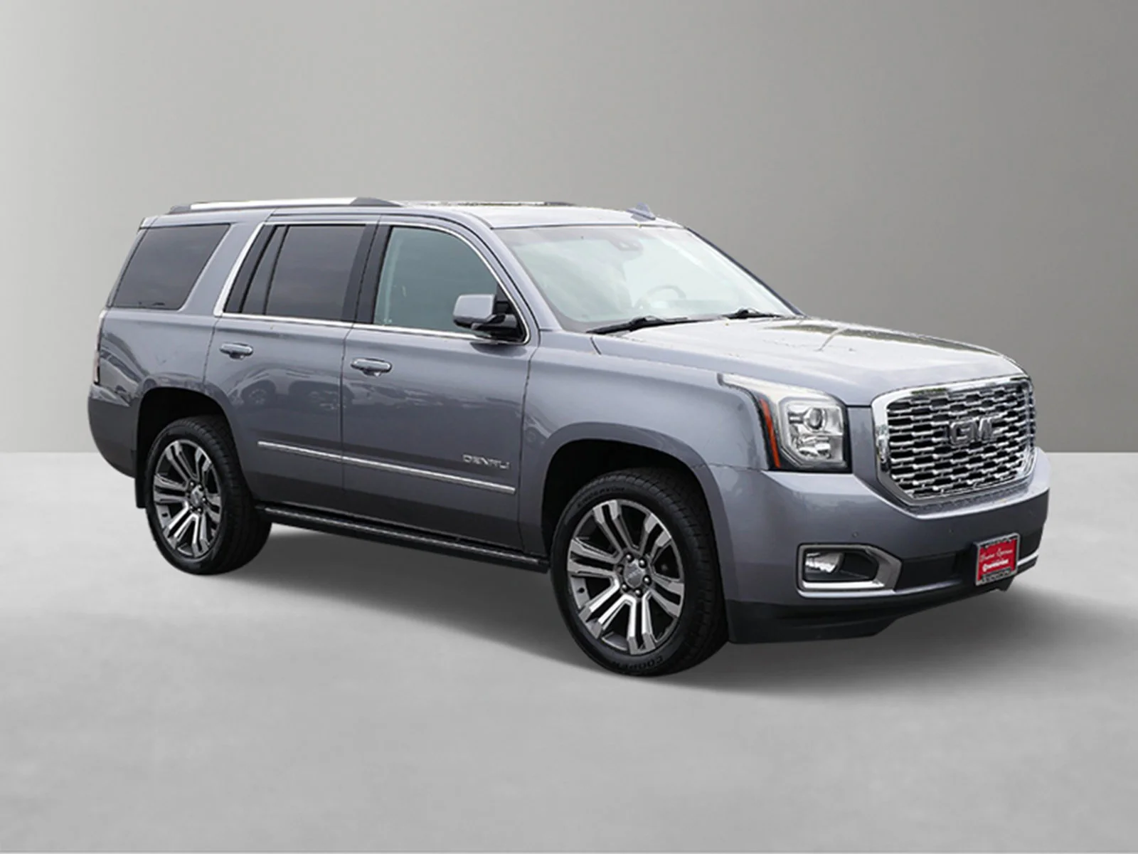 Used 2019 GMC Yukon Denali with VIN 1GKS2CKJ9KR136964 for sale in Saint Paul, Minnesota