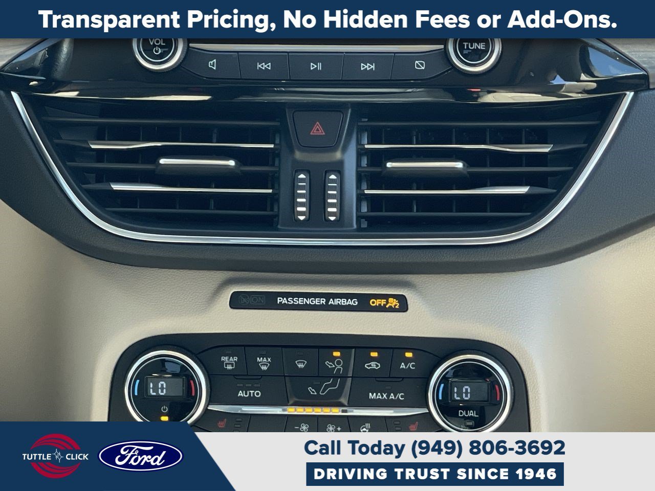 Used 2020  Ford Titanium Hybrid image 22