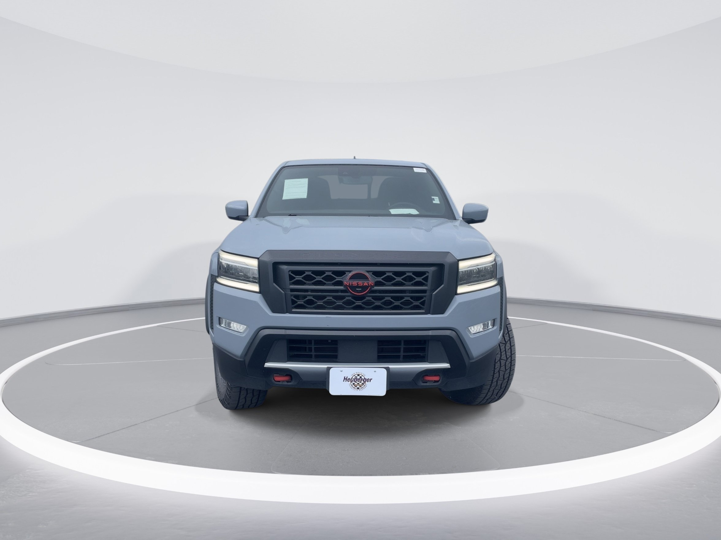 Used 2023 Boulder Gray Pearl Nissan PRO-X image 2