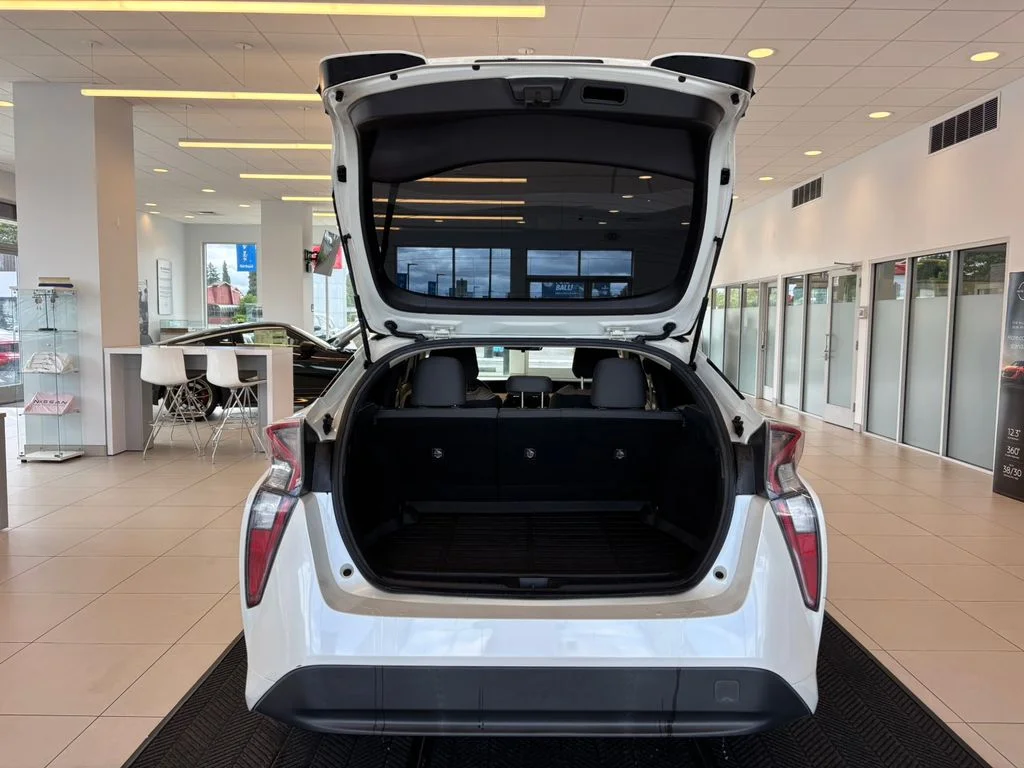 Used 2016 White Toyota Two image 9