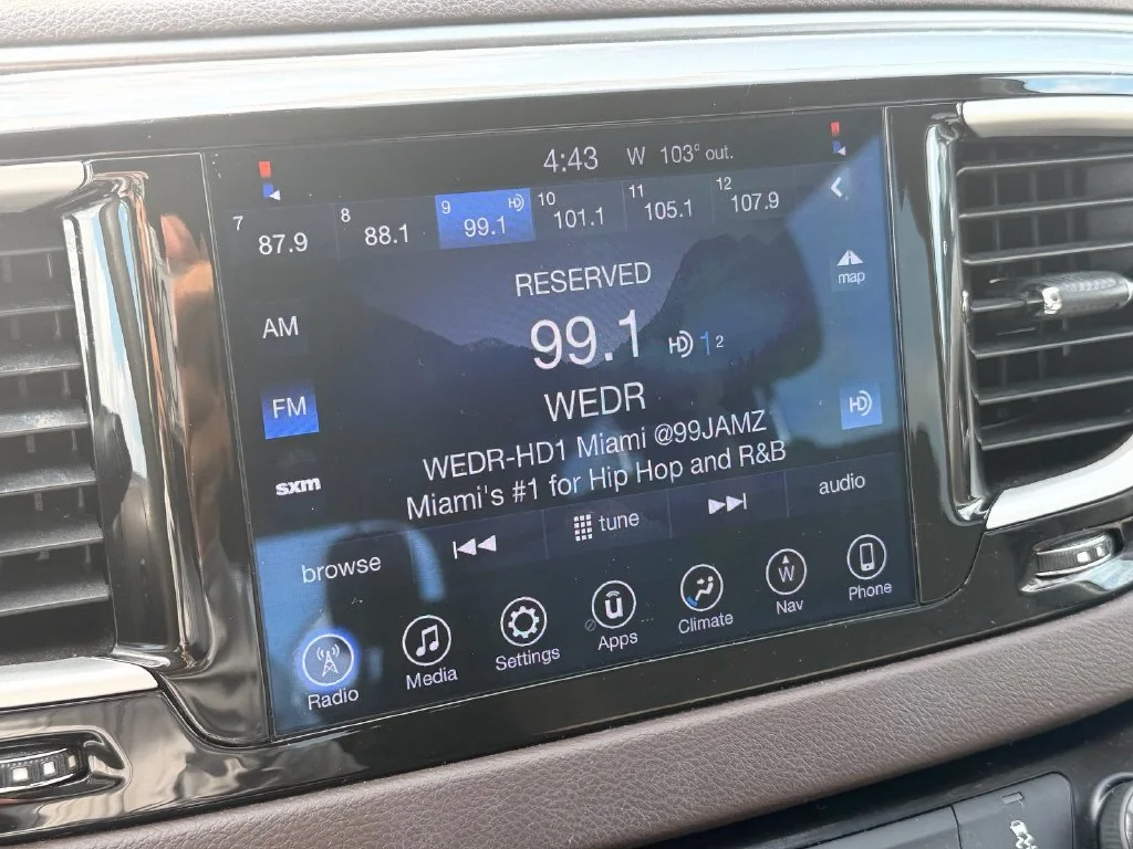 Used 2017 Gray Chrysler Touring image 22
