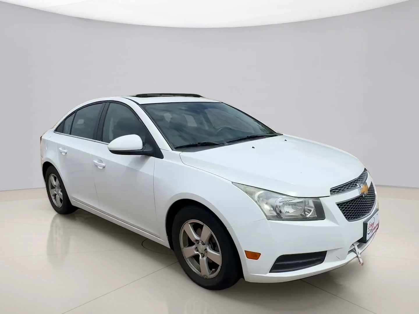 Used 2014 White Chevrolet 1LT image 7