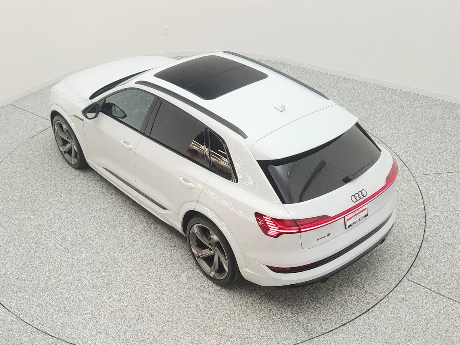 Used 2023 Glacier White Metallic Audi Premium Plus quattro image 28