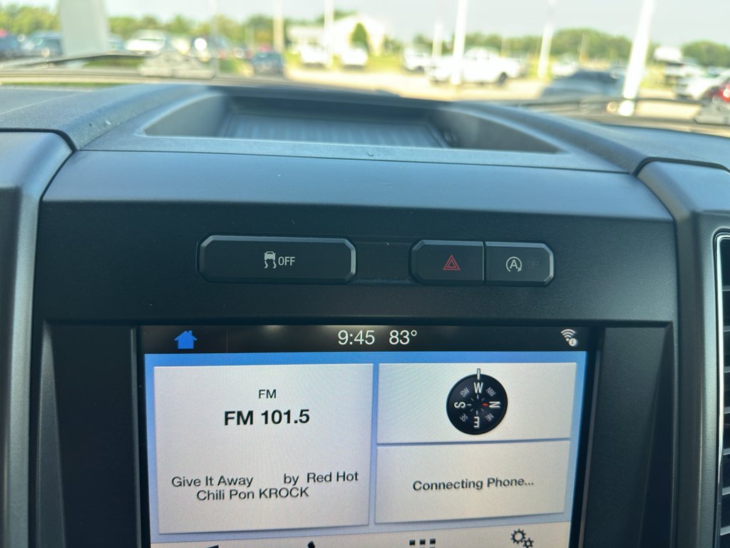 Used 2019 Oxford White Ford XLT image 14