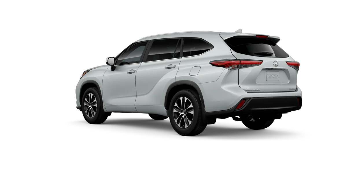 New 2026 Wind Chill Pearl Toyota XLE image 6