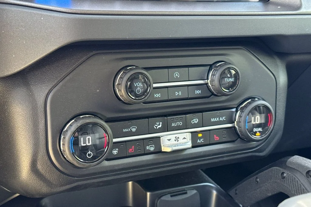 New 2025 Gray Ford Badlands® image 22