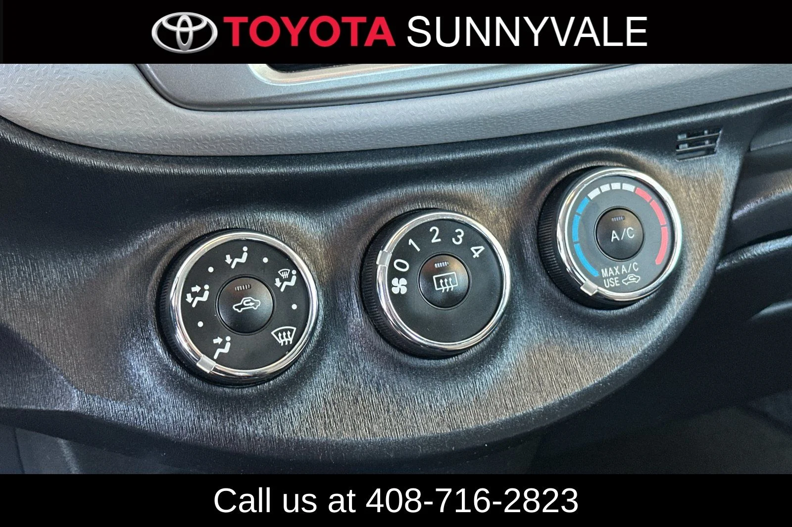 Used 2014 Silver Toyota L image 23