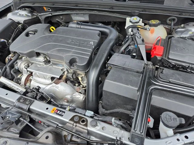Used 2023 Gray Chevrolet LT image 27