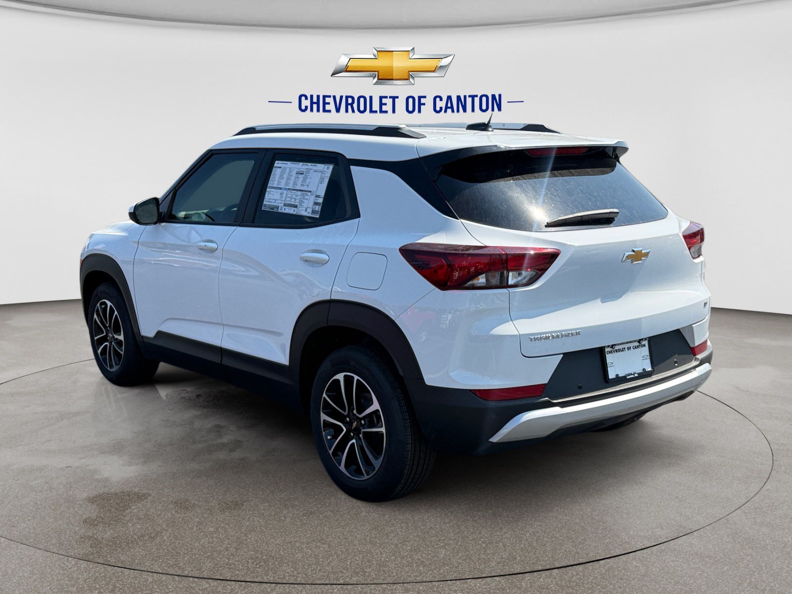 New 2026 Summit White Chevrolet LT image 7