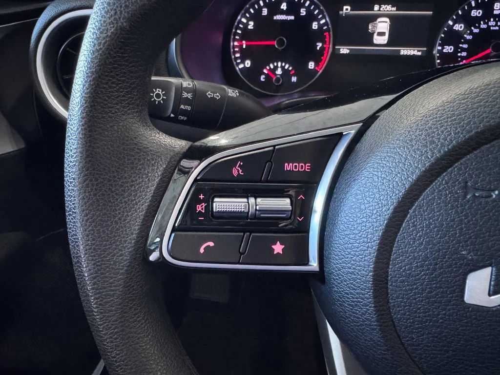 2024 Kia Forte LXS - Photo 14