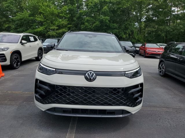 New 2026 Beige Volkswagen 2.0T SE R-Line Black image 2
