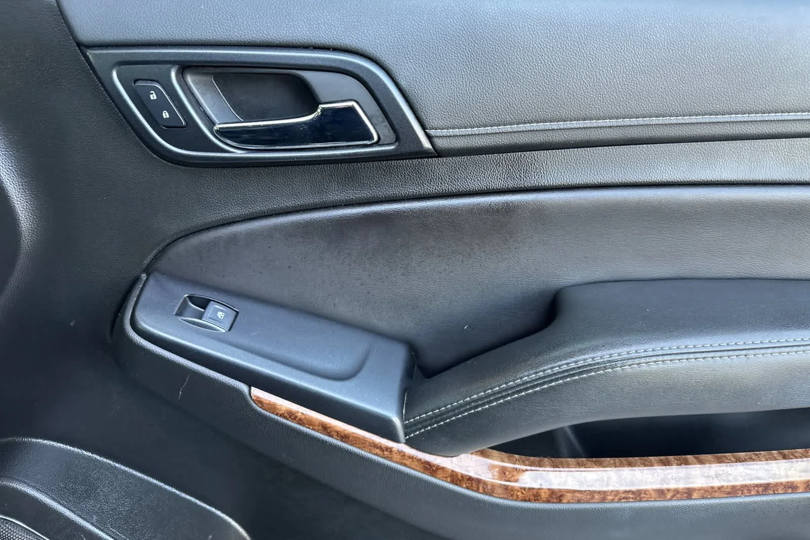 2019 Chevrolet Suburban Premier - Photo 20