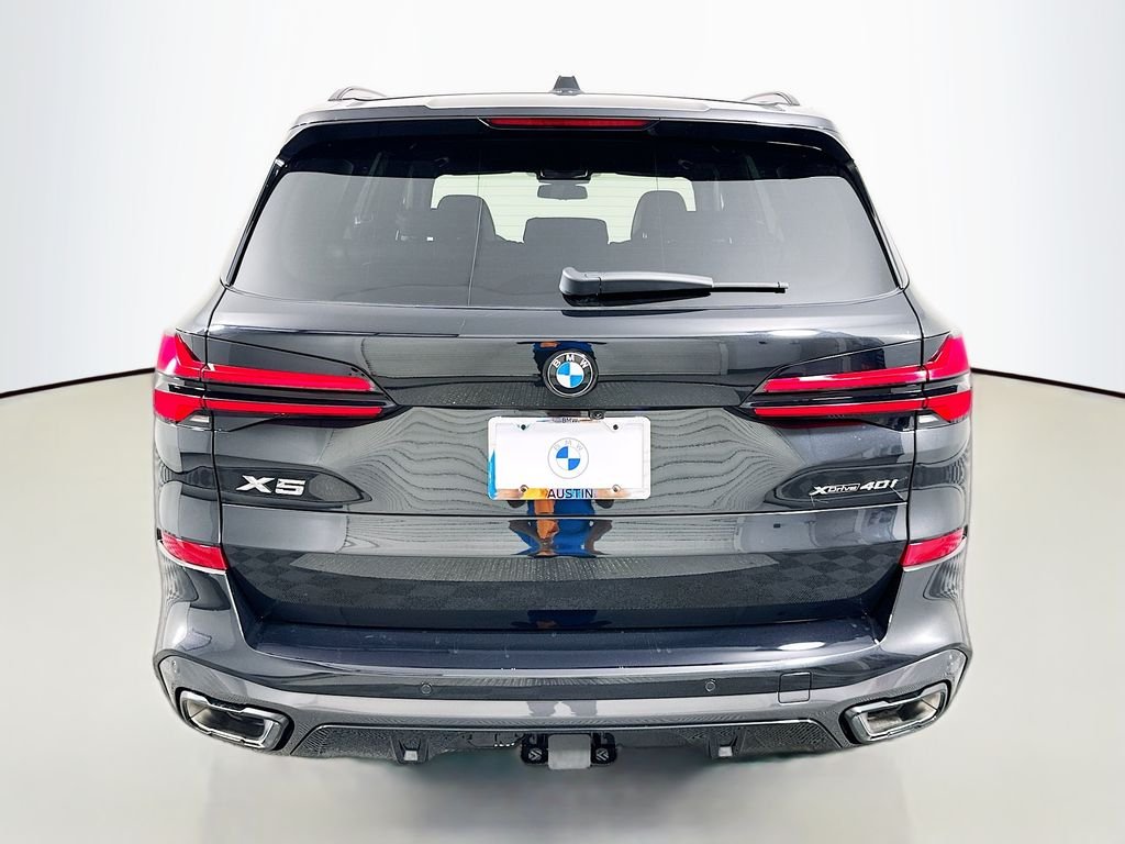 New 2026 Black Sapphire Metallic BMW xDrive40i image 6