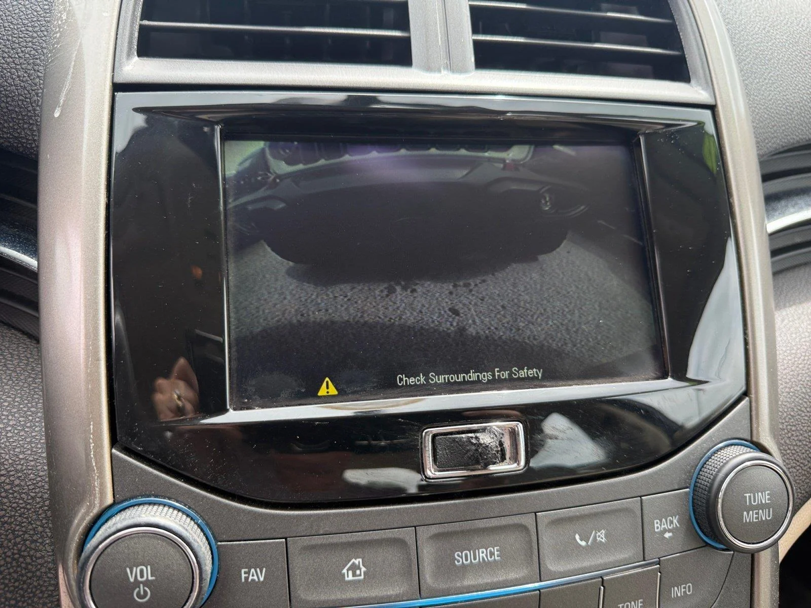 Used 2013 Black Granite Metallic Chevrolet LT image 21