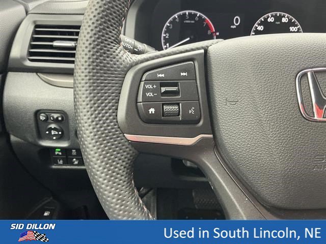Used 2024 Diffused Sky Pearl Honda TrailSport image 9