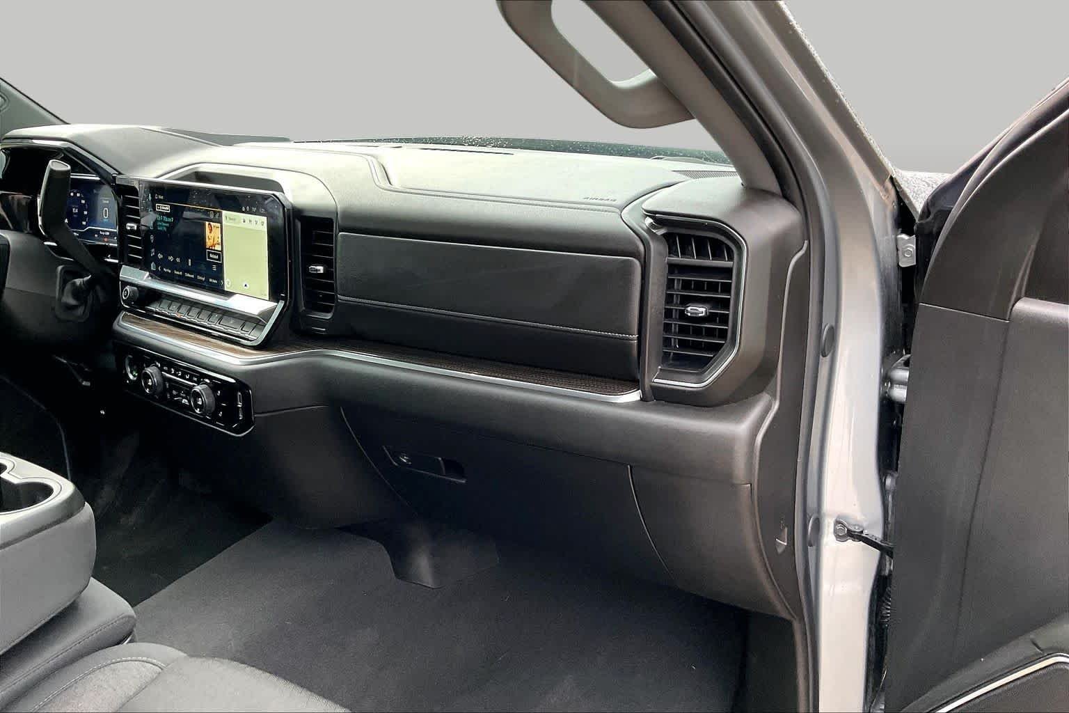 Used 2024 Sterling Gray Metallic Chevrolet LT image 18