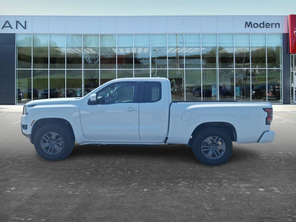 Used 2025 Glacier White Nissan SV image 7