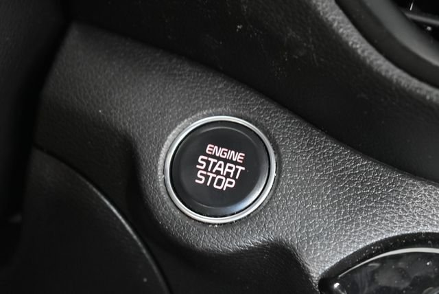 Used 2022 White Kia GT-Line image 38