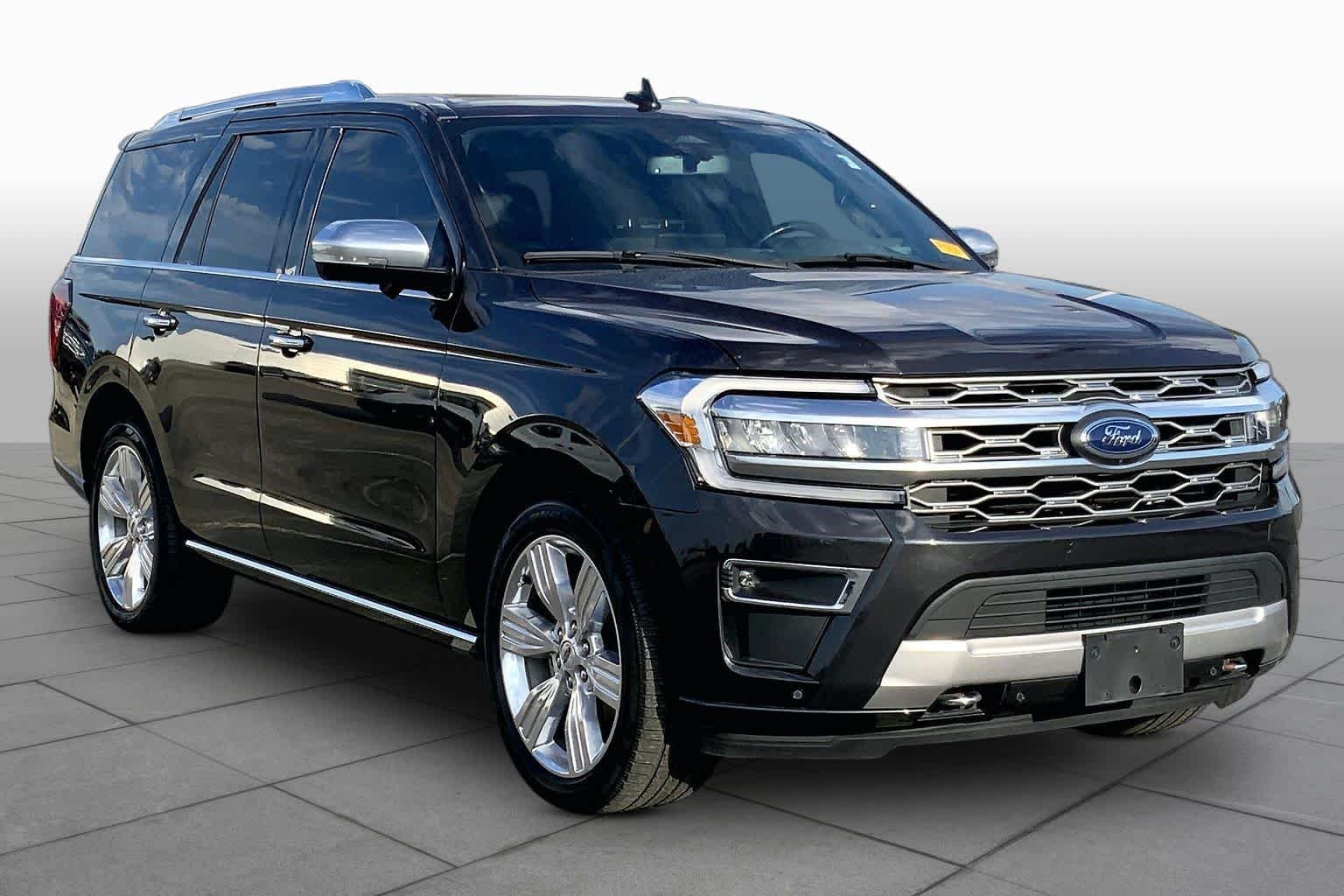 Used 2023 Dark Matter Metallic Ford Platinum image 3