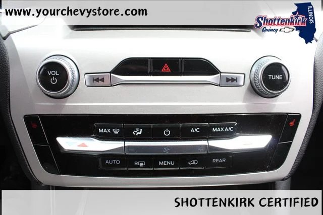 Used 2023 Silver Ford XLT image 33
