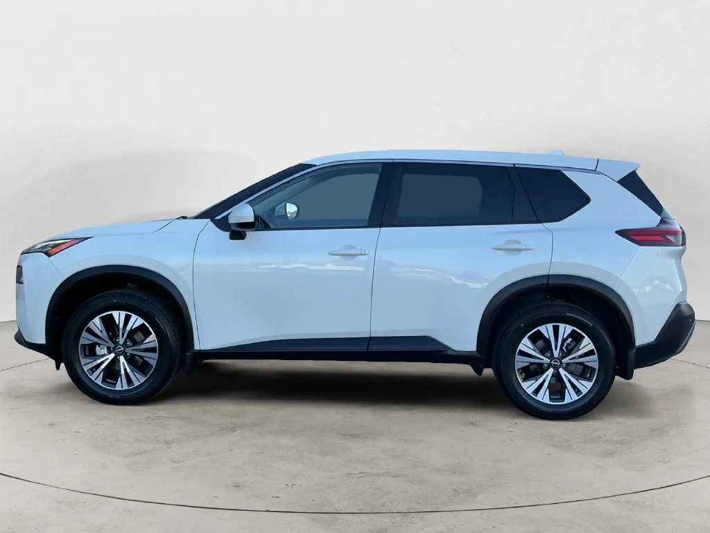 Used 2023 White Nissan SV image 12