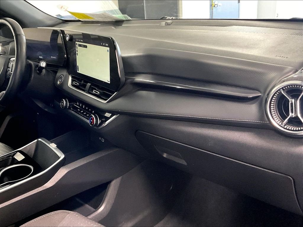 Used 2025 Sterling Gray Metallic Chevrolet LT image 14