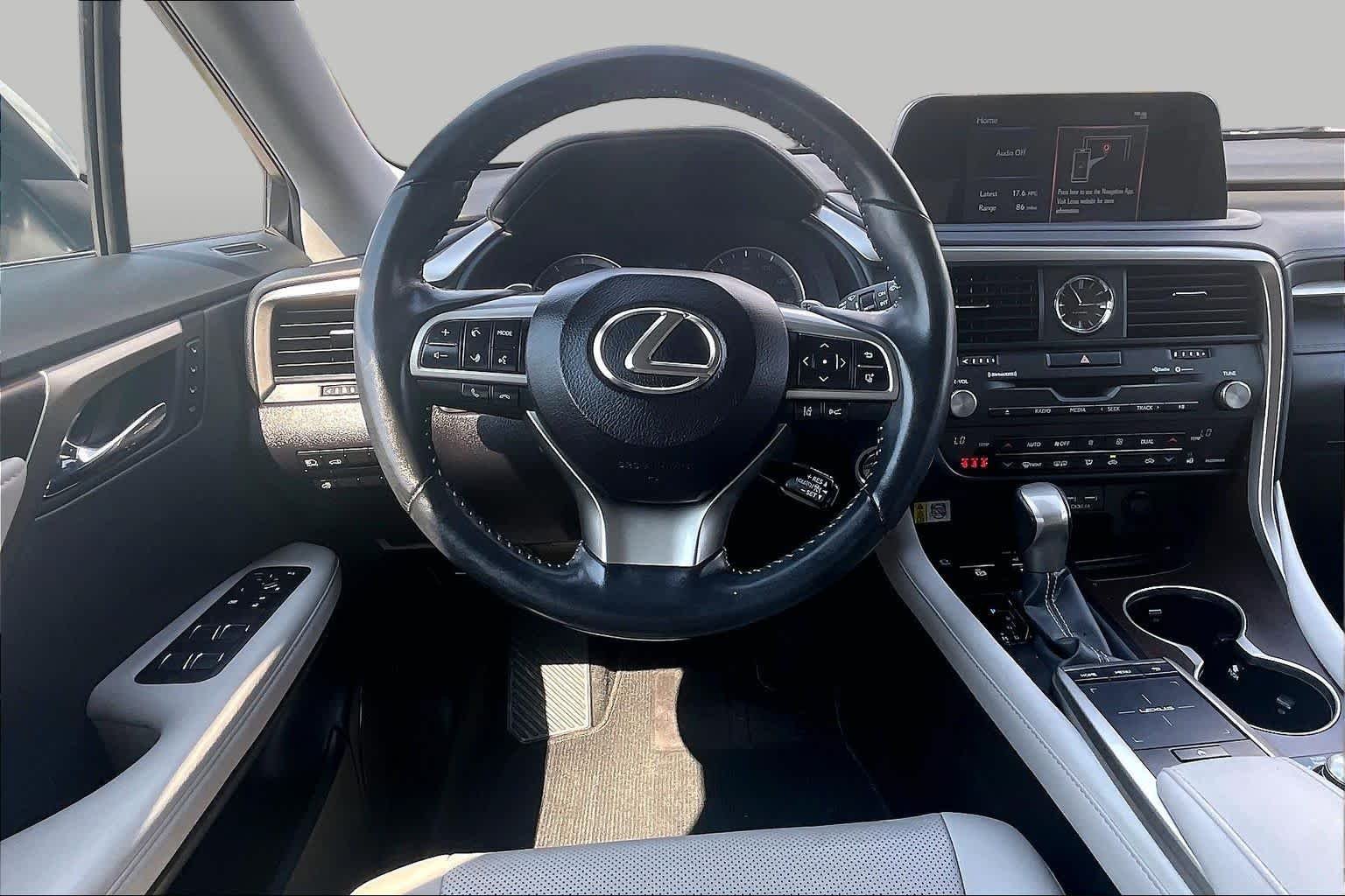 Used 2022 Eminent White Pearl Lexus  image 6