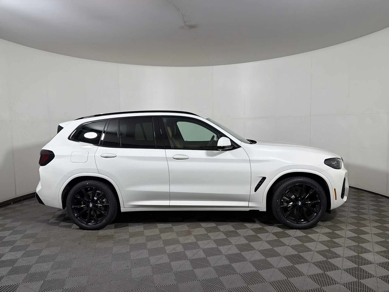 Certified Used 2023 Alpine White BMW xDrive30i image 7