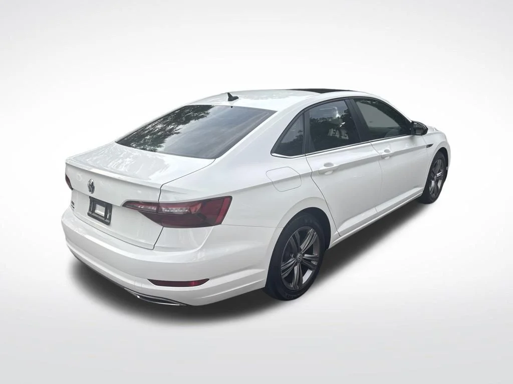 Used 2021 White Volkswagen  image 5