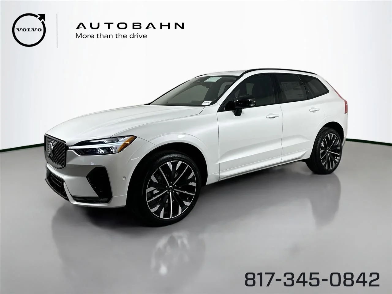 2026 Volvo XC60 B5 Ultra Dark AWD's photo