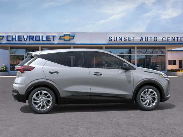 New 2027 Sterling Grey Metallic Chevrolet LT image 5