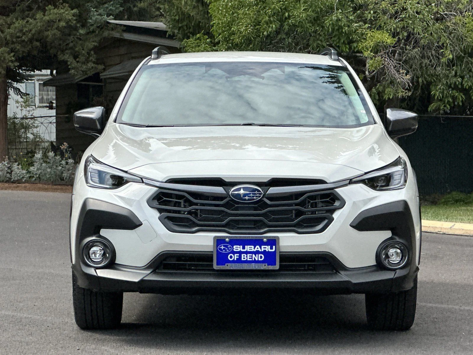 New 2026 CRYSTAL WHITE PEARL Subaru Limited Hybrid image 9