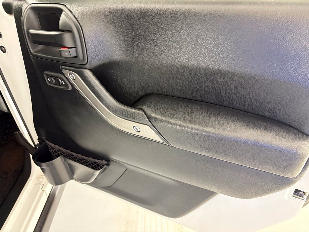 Used 2017 White Jeep Sport image 42
