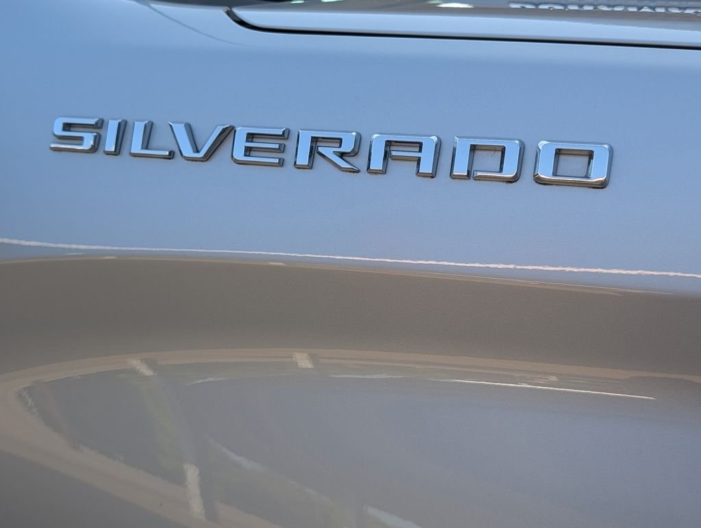 Used 2022 Silver Chevrolet LTZ image 36