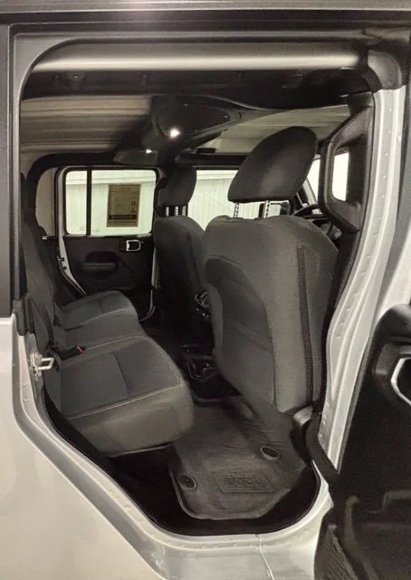 Used 2024 Silver Jeep Sport S image 20
