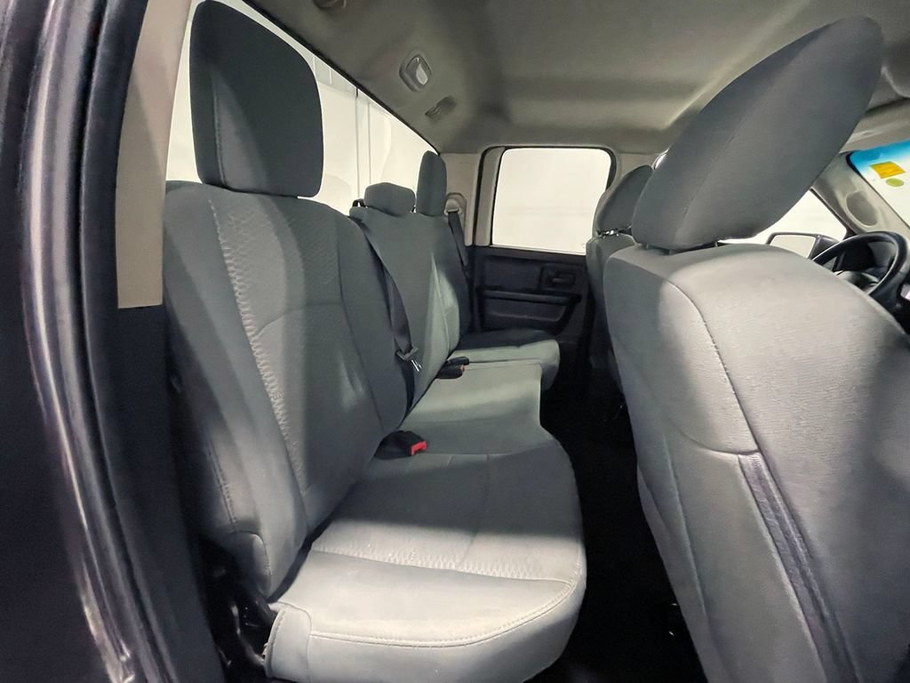 Used 2017 Granite Crystal Clearcoat Metallic Ram Express image 19