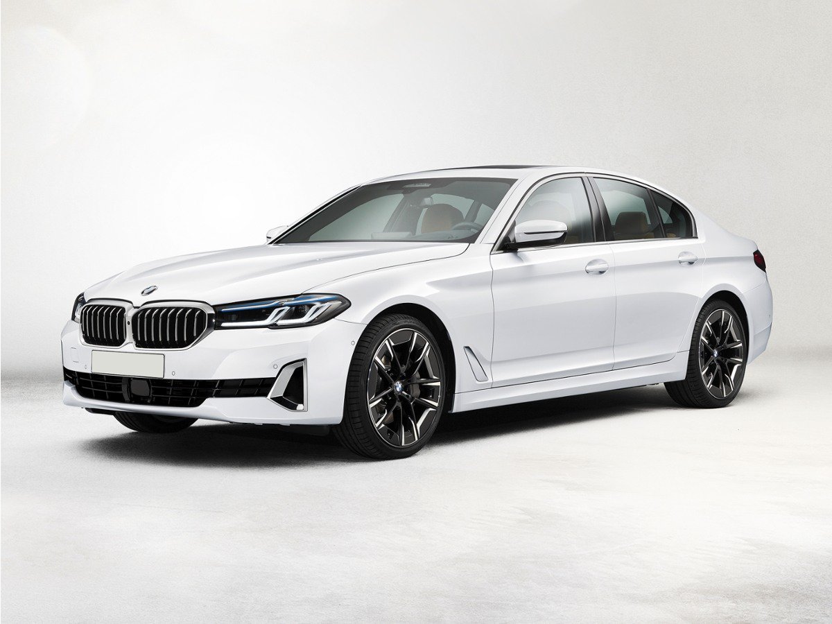 2023 BMW 5 Series 540i Sedan's photo